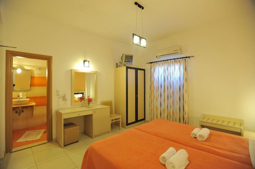 Stelios Place Περίσσα Εξωτερικό φωτογραφία